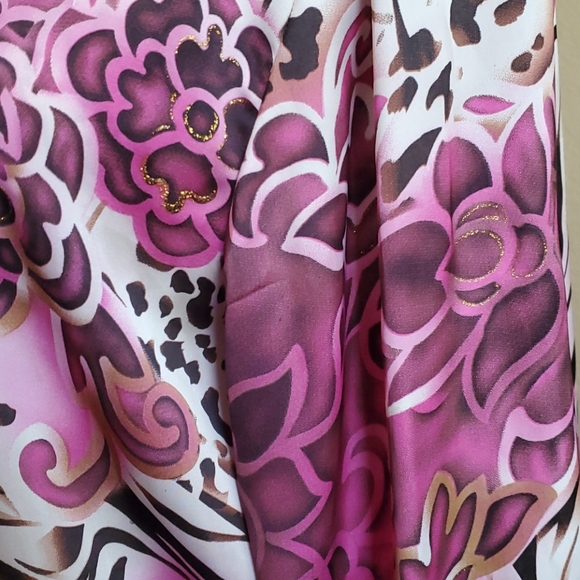 BEAUTIFUL wrap - Picture 3 of 4